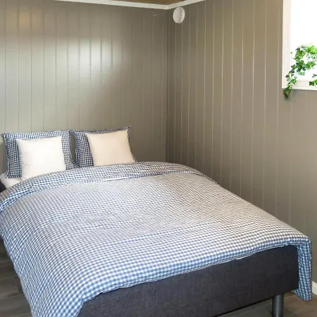 Doghouse By Interhome