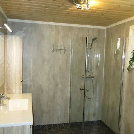 Doghouse By Interhome * Øyuvstad